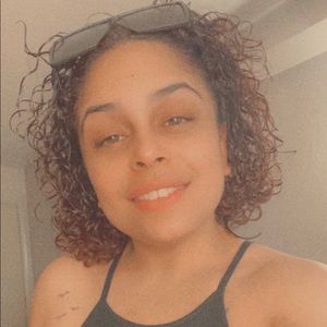 Meet your Posher, Keisha